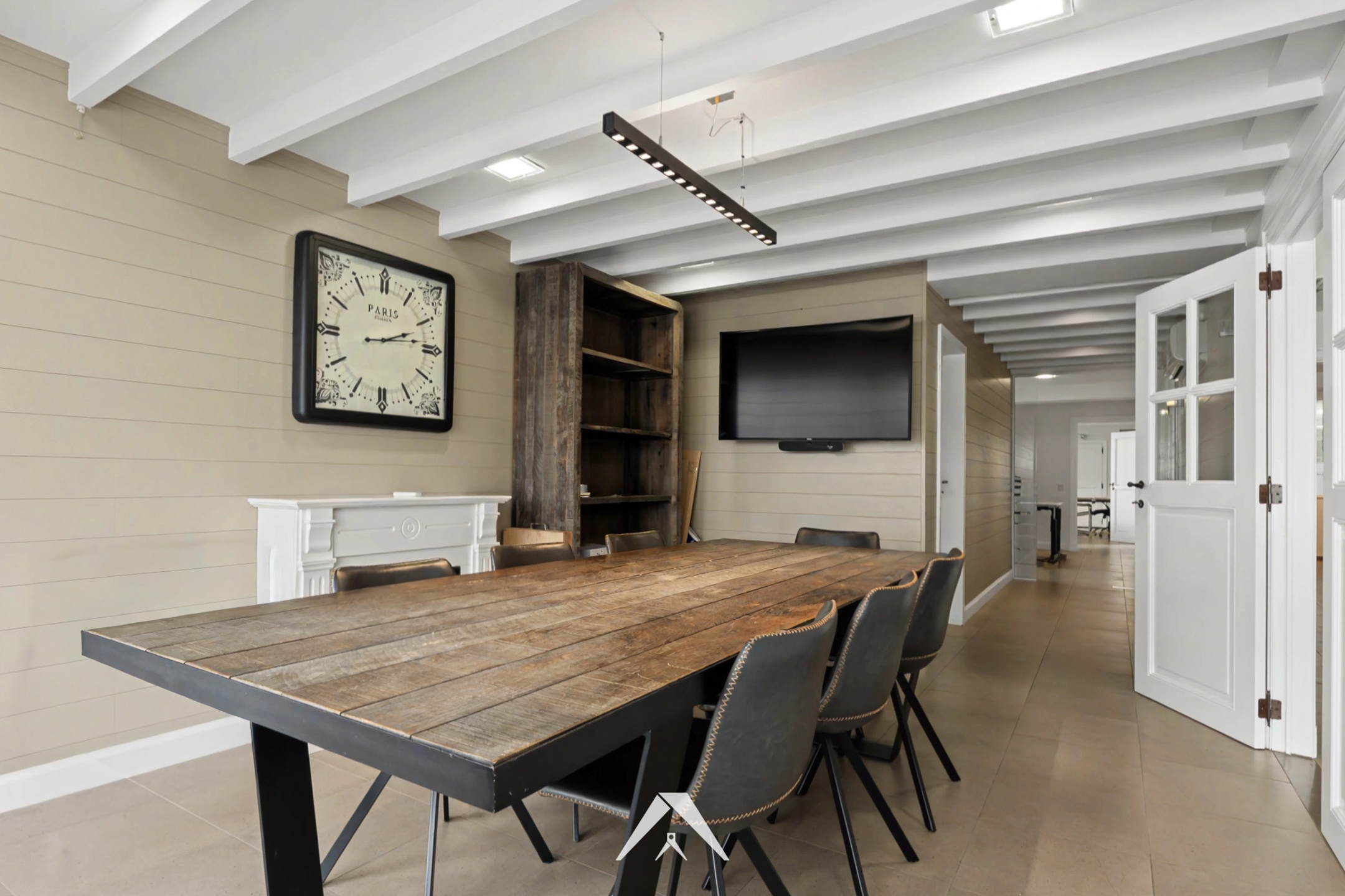 Kantoorgebouw + 2 verhuurde appartementen op toplocatie! - foto 4