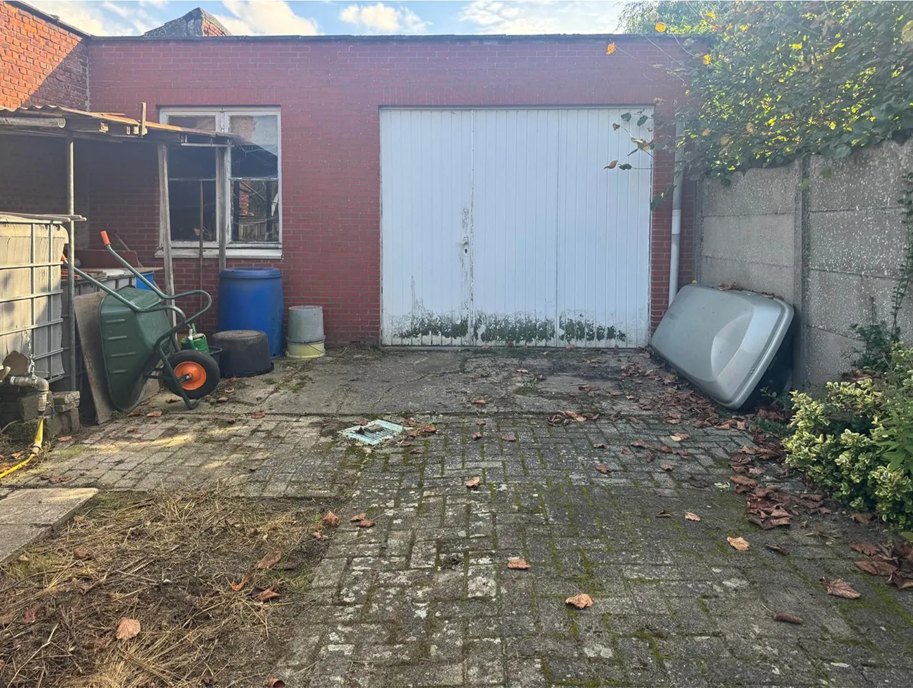 Bouwgrond van 257m² met grote garage van ca. 45 m² - foto 4