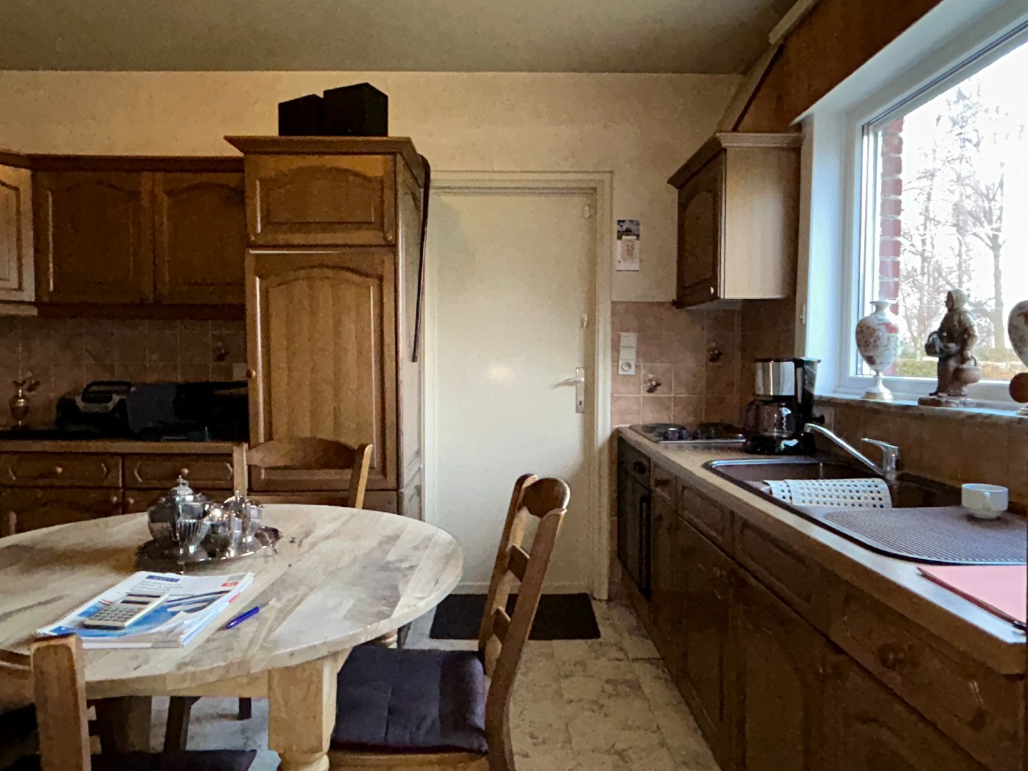 Degelijke alleenstaande woning op 592 m² - foto 4