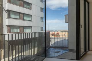 DUPLEX D’EXCEPTION DANS LA RÉSIDENCE ORTDans la prestigieuse nouvelle résidence Ort, idéalement située à deux pas du Visserskaai, nous vous...