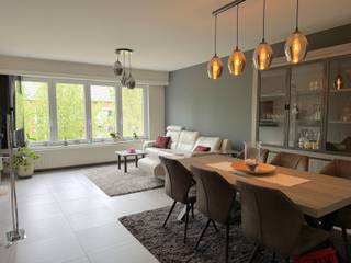 Dit ruim appartement beschikt over twee volwaardige slaapkamers en is gelegen in een rustige straat te Schoten. Winkels, scholen en openbaar...