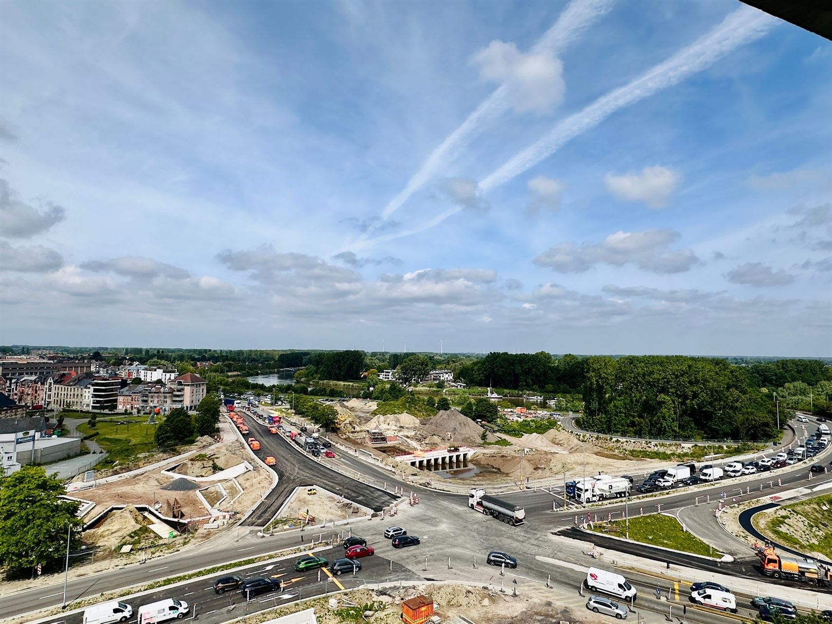 Ruim en centraal gelegen hoekappartement met prachtig uitzicht in hartje Dendermonde  - foto 4