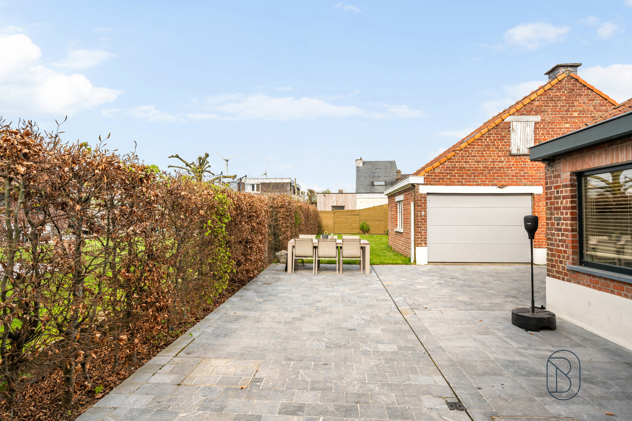 Topgelegen leuke woning met 3 slk, garage en TUIN! - foto 3