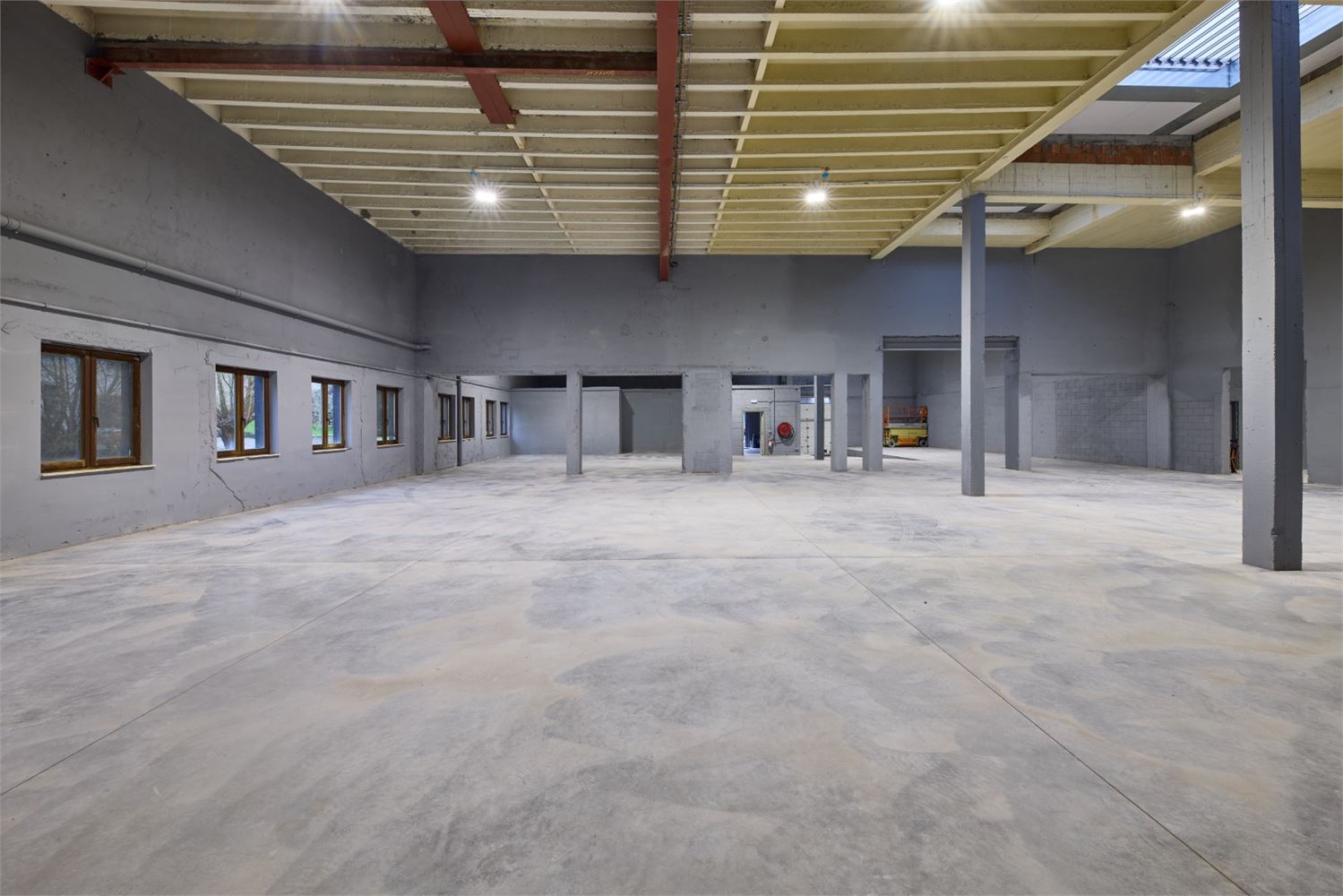MAGAZIJNUNITS TE HUUR - foto 5