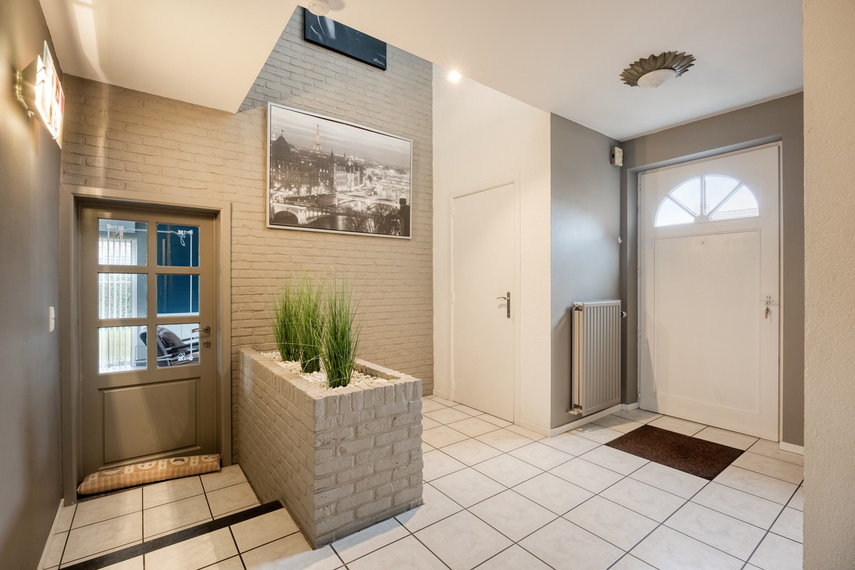 Gezellige, instapklare woning met 4 slaapkamers en prachtige tuin te koop in Mopertingen, Bilzen-Hoeselt - foto 4