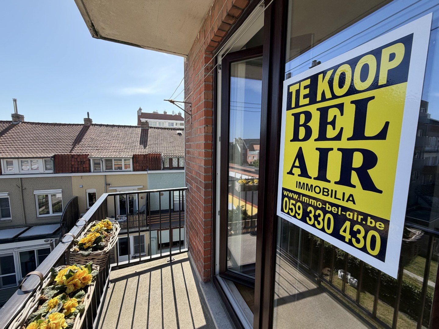 Instapklaar 2-slaapkamerappartement met zeezicht op toplocatie - foto 2