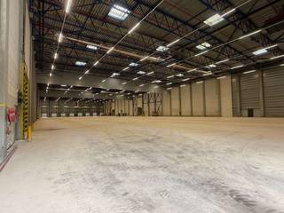 Phenomenally located logistics warehouse consisting of 5,406 m² of warehouse space for rent.This strategically located site is close to the E19 and...