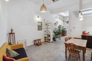 SINT GILLES - PROJECT - Atelier met een totale oppervlakte van +/- 144 m2. Het pand bestaat momenteel uit een grote werkplaats, garage of magazijn...