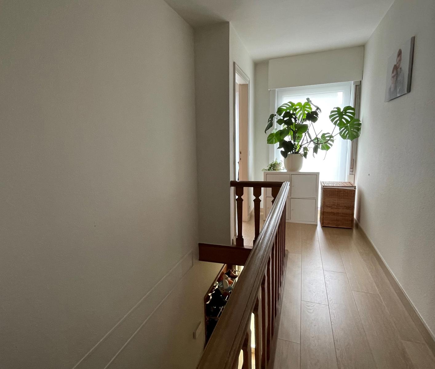 Ruime gezinswoning met tuin op een kindvriendelijke locatie. - foto 5