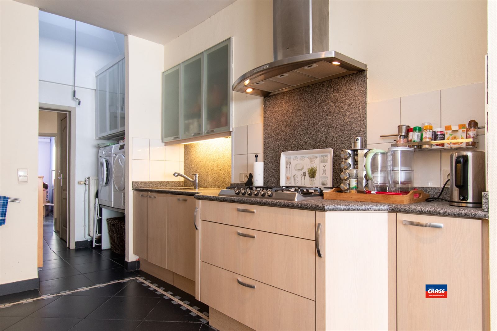 Gelijkvloersappartement met drie slaapkamers en terras - foto 4