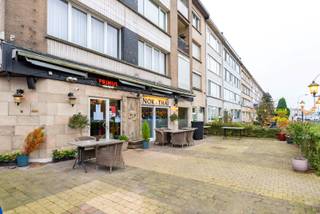 Bent u op zoek naar een uitstekende investering? Dit handelsgelijkvloers aan de Ter Heydenlaan 318 in Deurne biedt een unieke kans om te investeren...