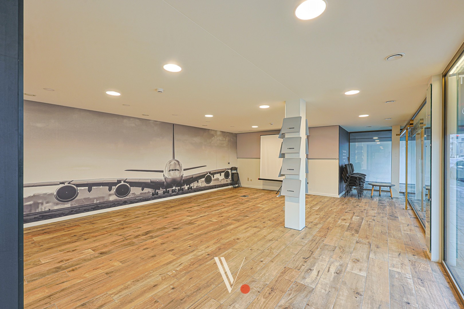 Moderne handelsruimte/praktijkruimte met sterke visibiliteit - foto 5