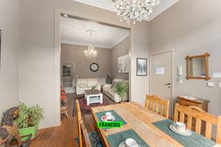 Op de eerste verdieping van een prachtige Belle Epoque-woning, gelegen te Elisabethstraat 16 te Blankenberge, bevindt zich dit charmante...