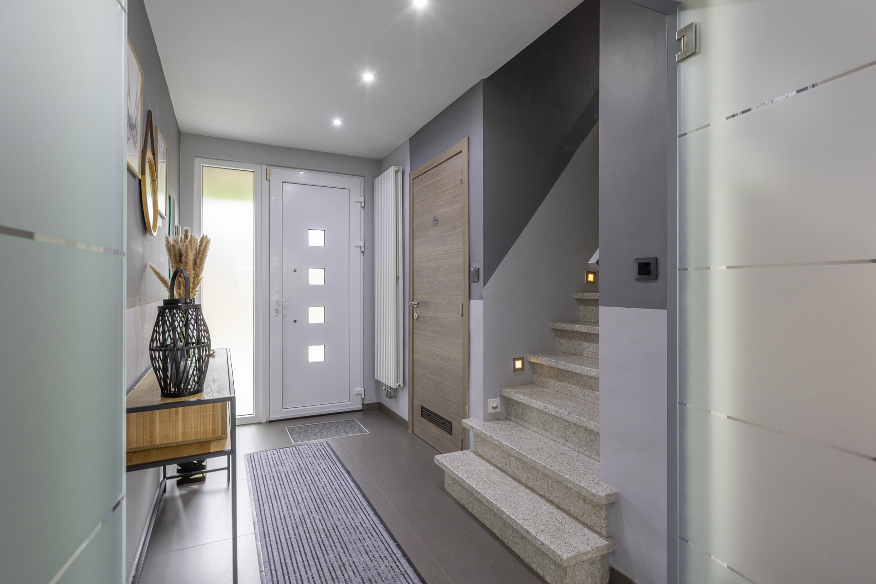 Ruime instapklare villa met tuin en dubbele garage te Dilbeek - foto 3