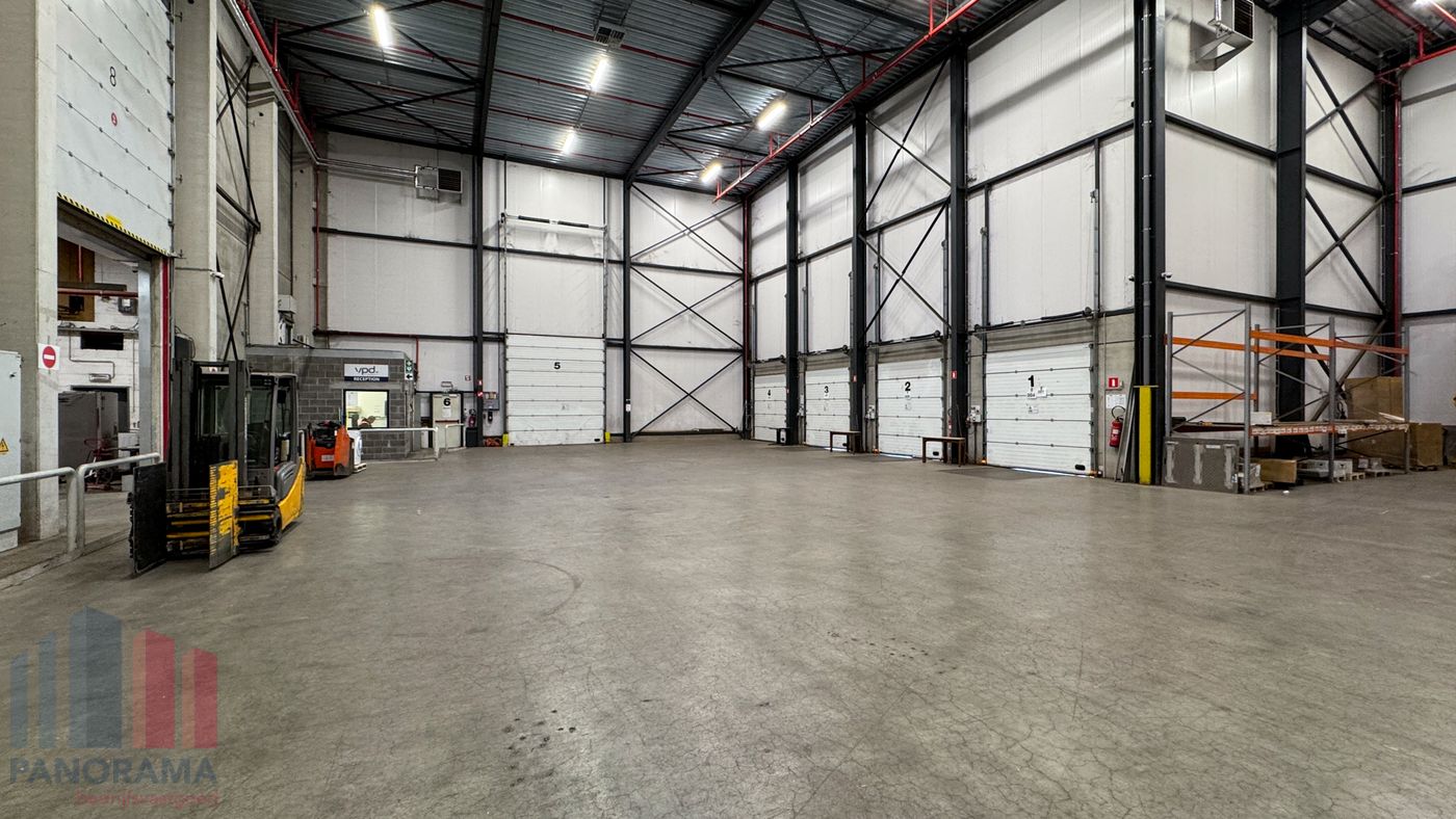 Site logistique de 7.267 m² à louer près de Bruxelles avec accès direct au R0, à l’E40 et à l’E19 - photo 5