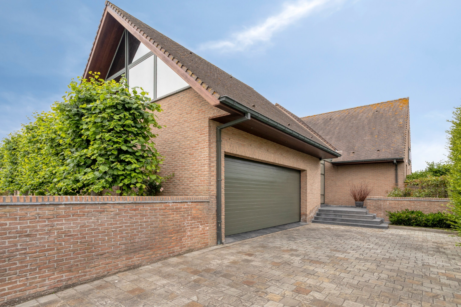 Stijlvolle villa op zuidwestgericht perceel van 2.702 m² in Boezinge (Ieper) - foto 1