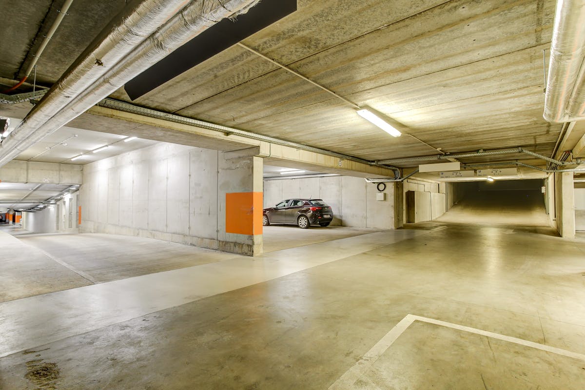 Ondergrondse parkeerplaats te koop in gebouw Figaro!