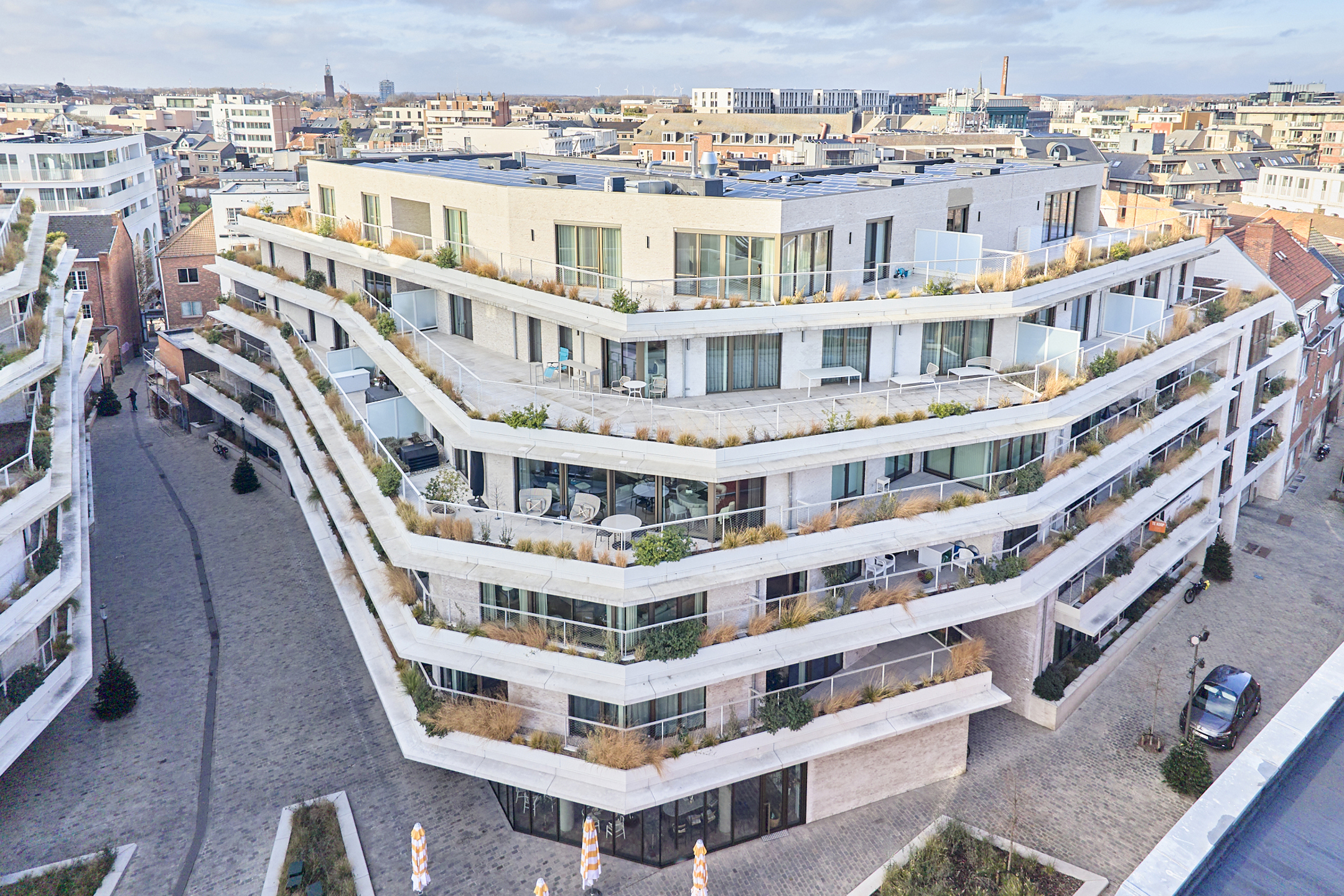 APPARTEMENT MET TERRAS EN 1 SLAAPKAMER - foto 3