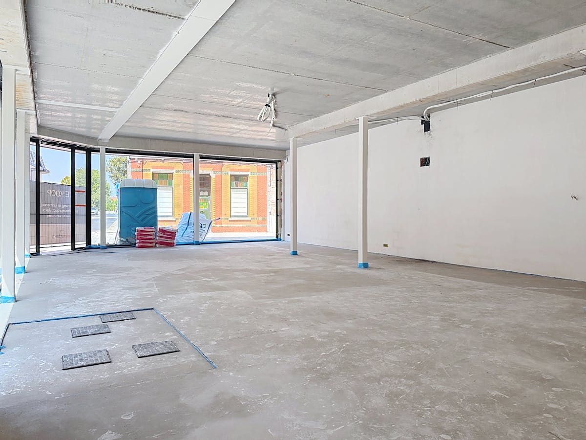 Handelsruimte (circa 140m²) te huur in centrum Aalter - foto 4