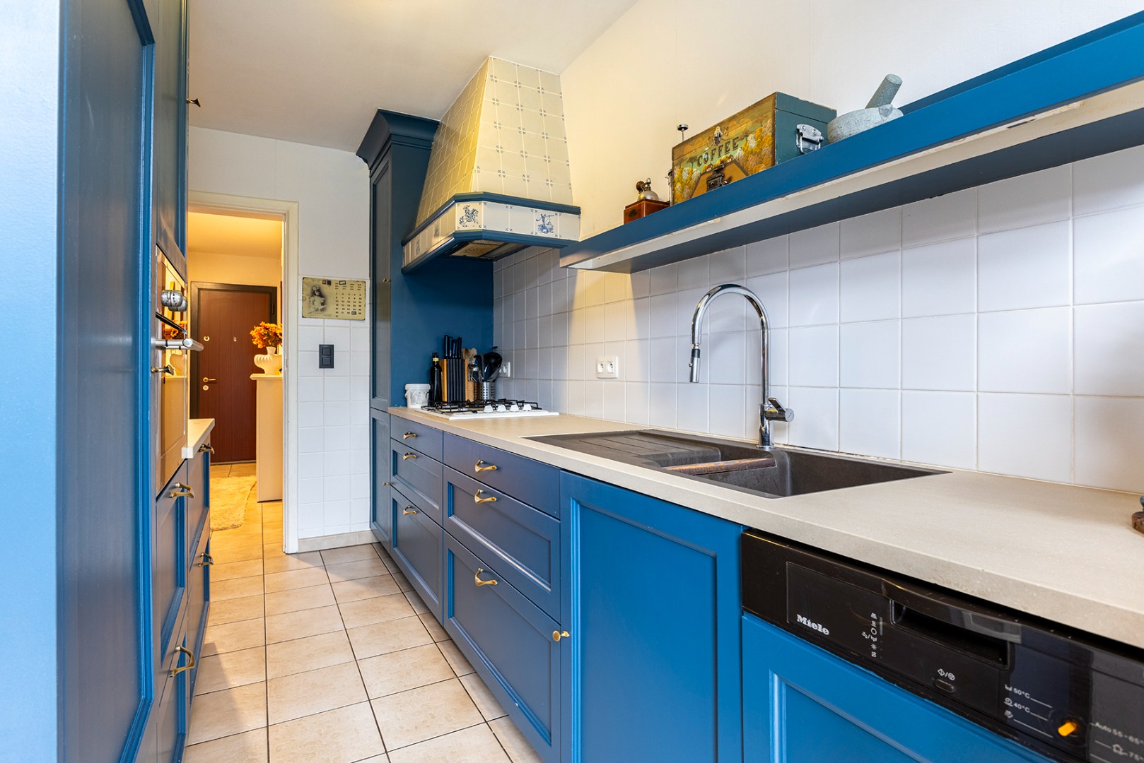 Gelijkvloers appartement met 1 slaapkamer en tuin! - foto 2