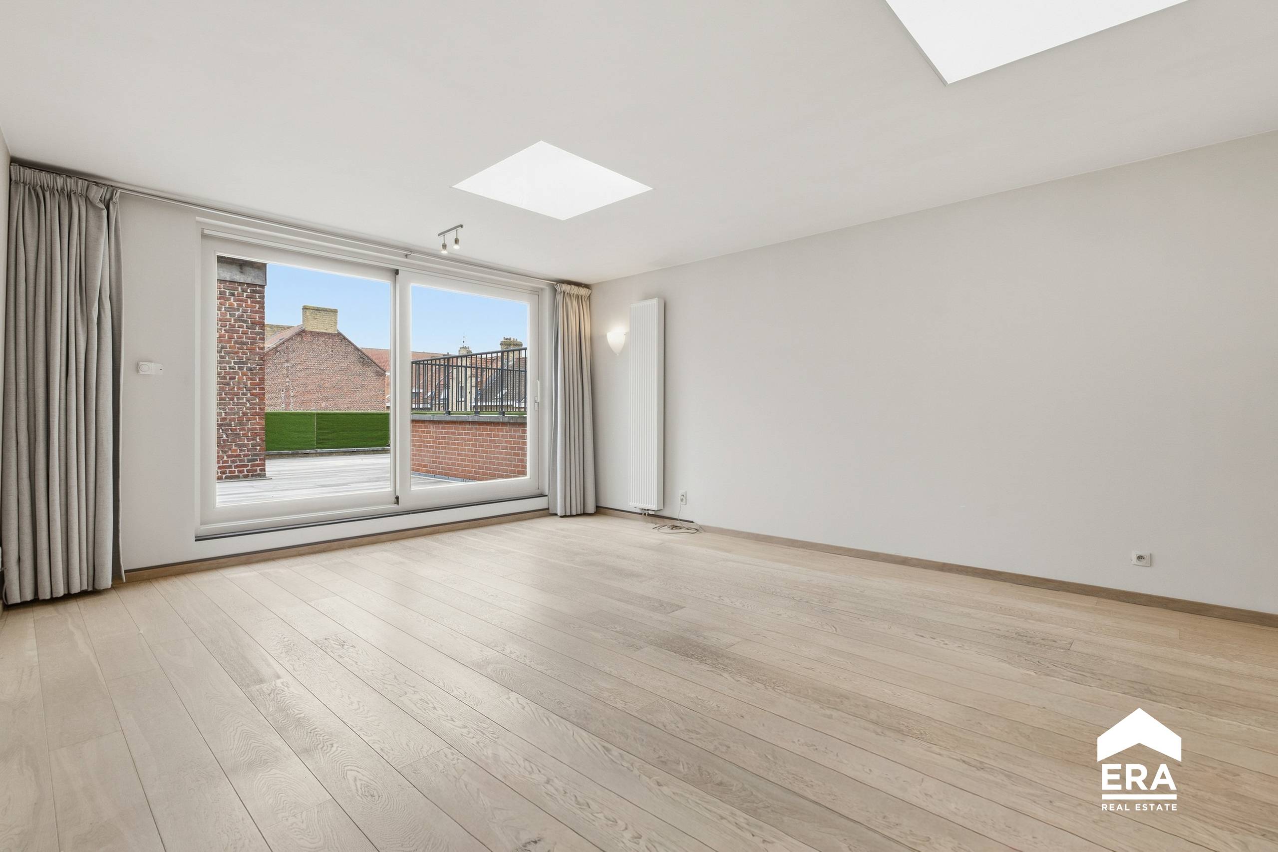 Appartement met 3slpk, ruim terras en parkeerplaats - foto 4