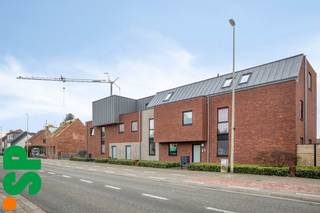 Recent gelijkvloers appartement met A-label.Dit appartement beschikt over een oppervlakte van 113m²(!) en heeft een omheinde tuin van maar liefst...