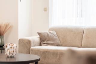 Op een steenworp van het natuurreservaat Bourgoyen-Ossemeersen bevindt zich deze instapklare en energiezuinige woning. De woning werd in 2015...