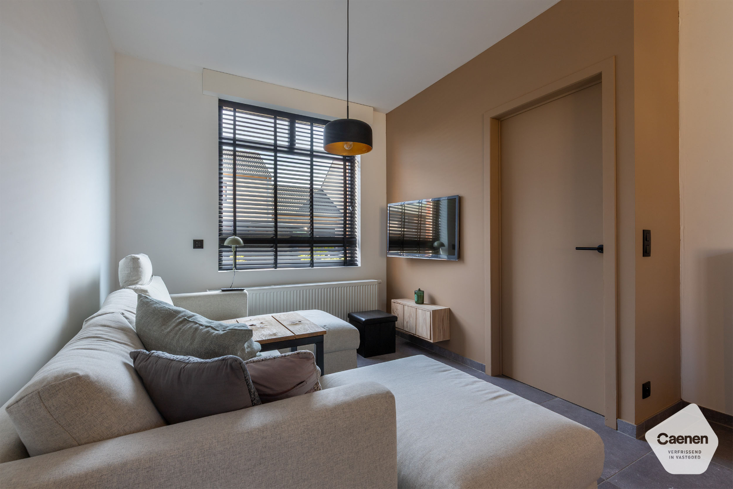 Volledig gerenoveerde woning in het hart van Assebroek met 3 mooie slaapkamers en prachtige tuin - foto 3