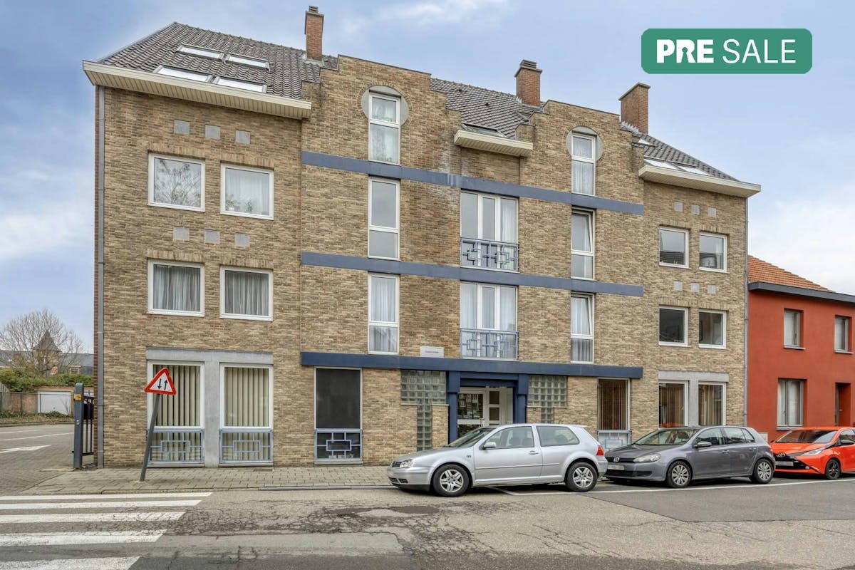 Appartement rénové de deux chambres dans le centre de Hasselt - photo 3