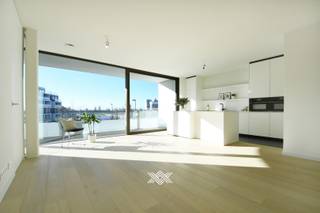 Dit appartement met een bewoonbare oppervlakte van 112 m² bevindt zich op de tweede verdieping van het nieuwbouwproject Villa Neerleie. De...
