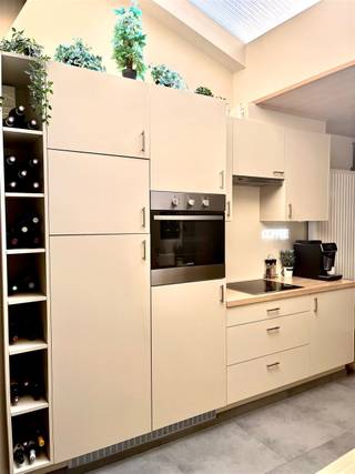 Instapklare woning te huur in het centrum van Lokeren (mogelijkheid tot 3 slaapkamers)Bent u op zoek naar een instapklare woning met de mogelijkheid...