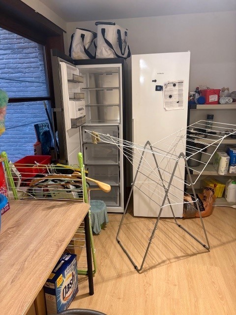 Ongemeubeld appartement met twee slaapkamers, zonnig terras en garagebox in gebouw - foto 4