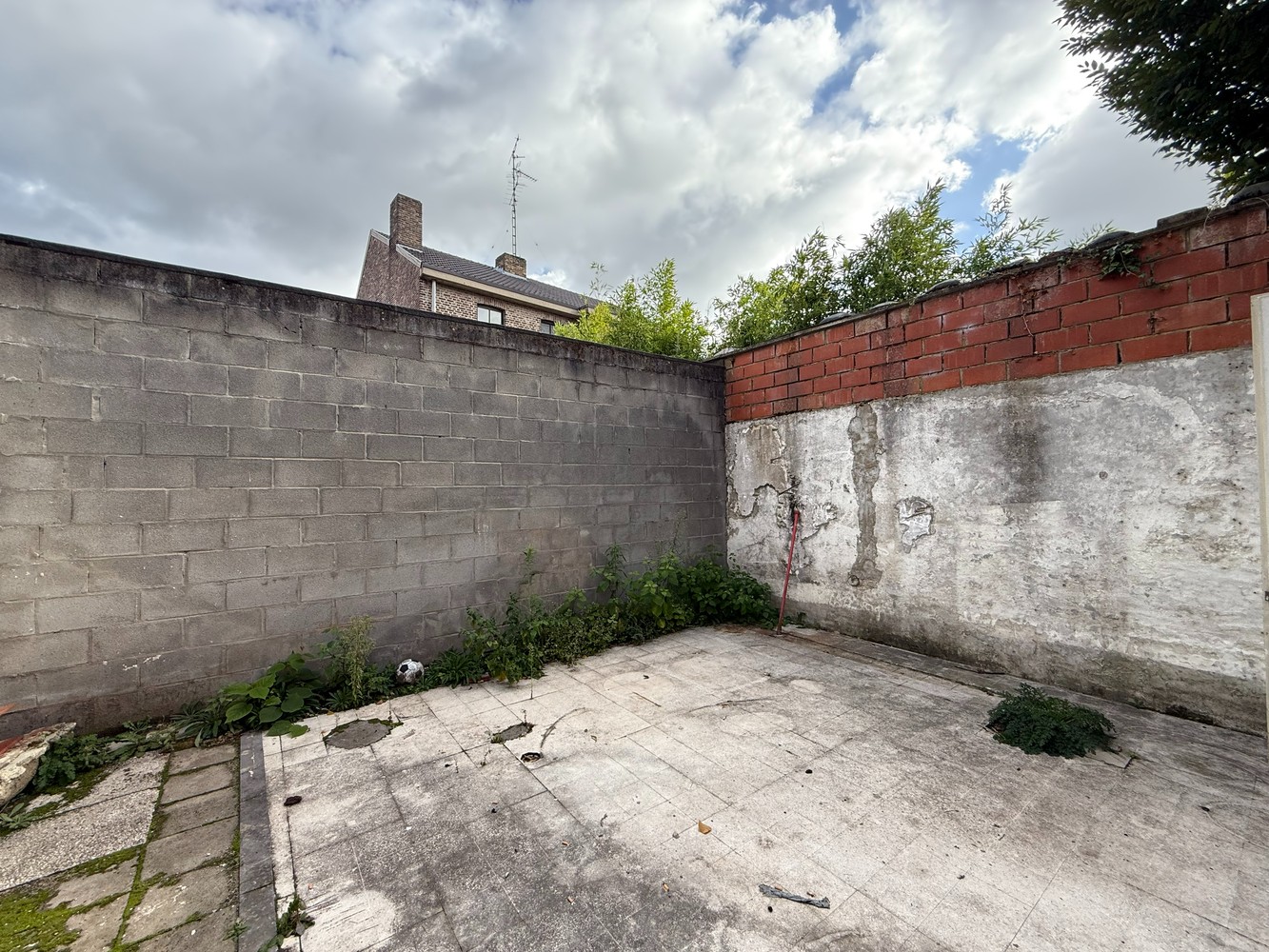 Commercial for sale in Diepenbeek with 3 bedrooms - photo 4