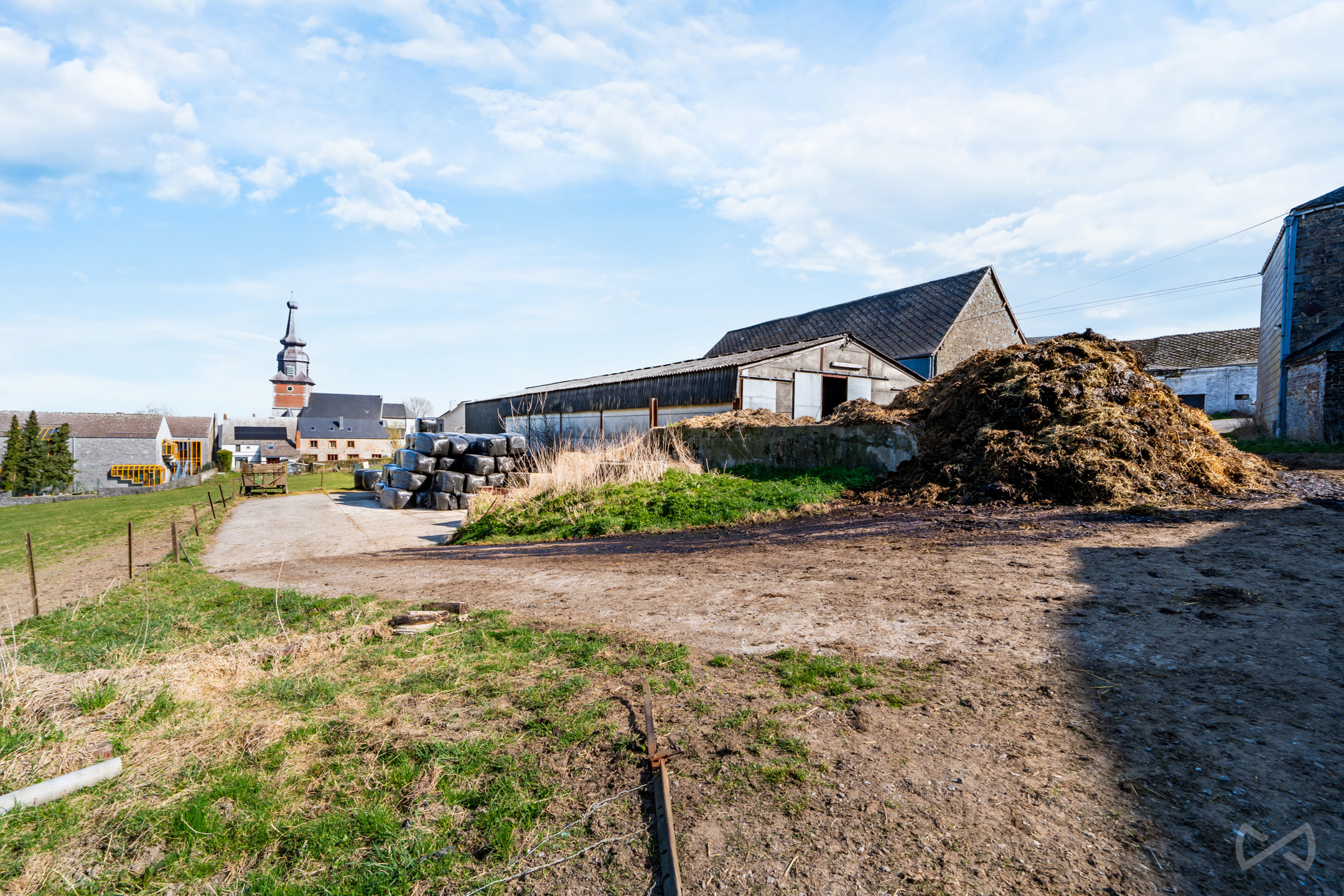 Huis te koop in Gonrieux met 1 slaapkamer - foto 3