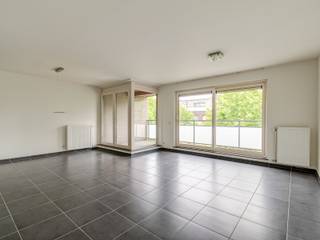 Te koop: instapklaar appartement in Mechelen, gelegen aan de Abeelstraat op de stadsrand, nabij scholen, openbaar vervoer en invalswegen.Dit...