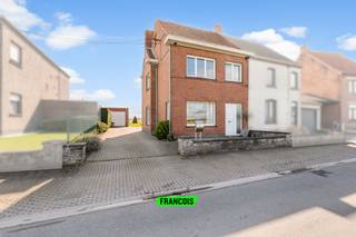 House for sale in Lievegem