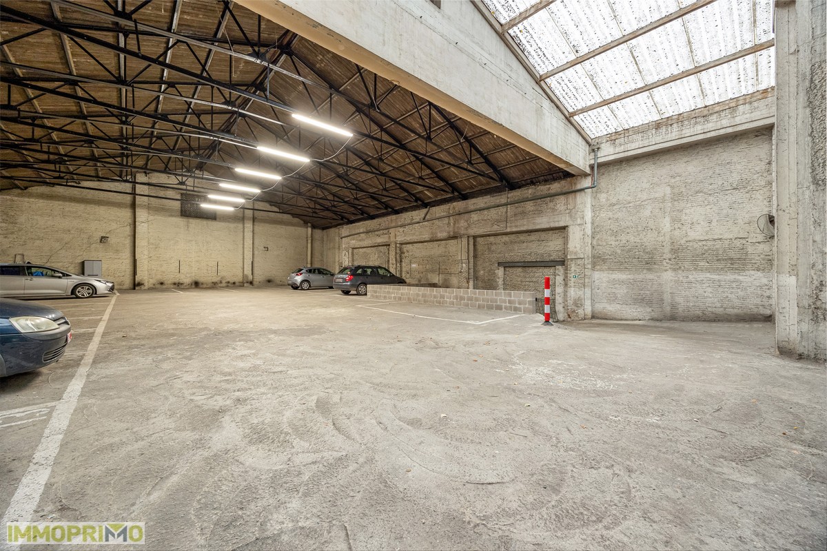 Opbrengsteigendom - vierde verdieping van een parkeergebouw te Borgerhout. - foto 3