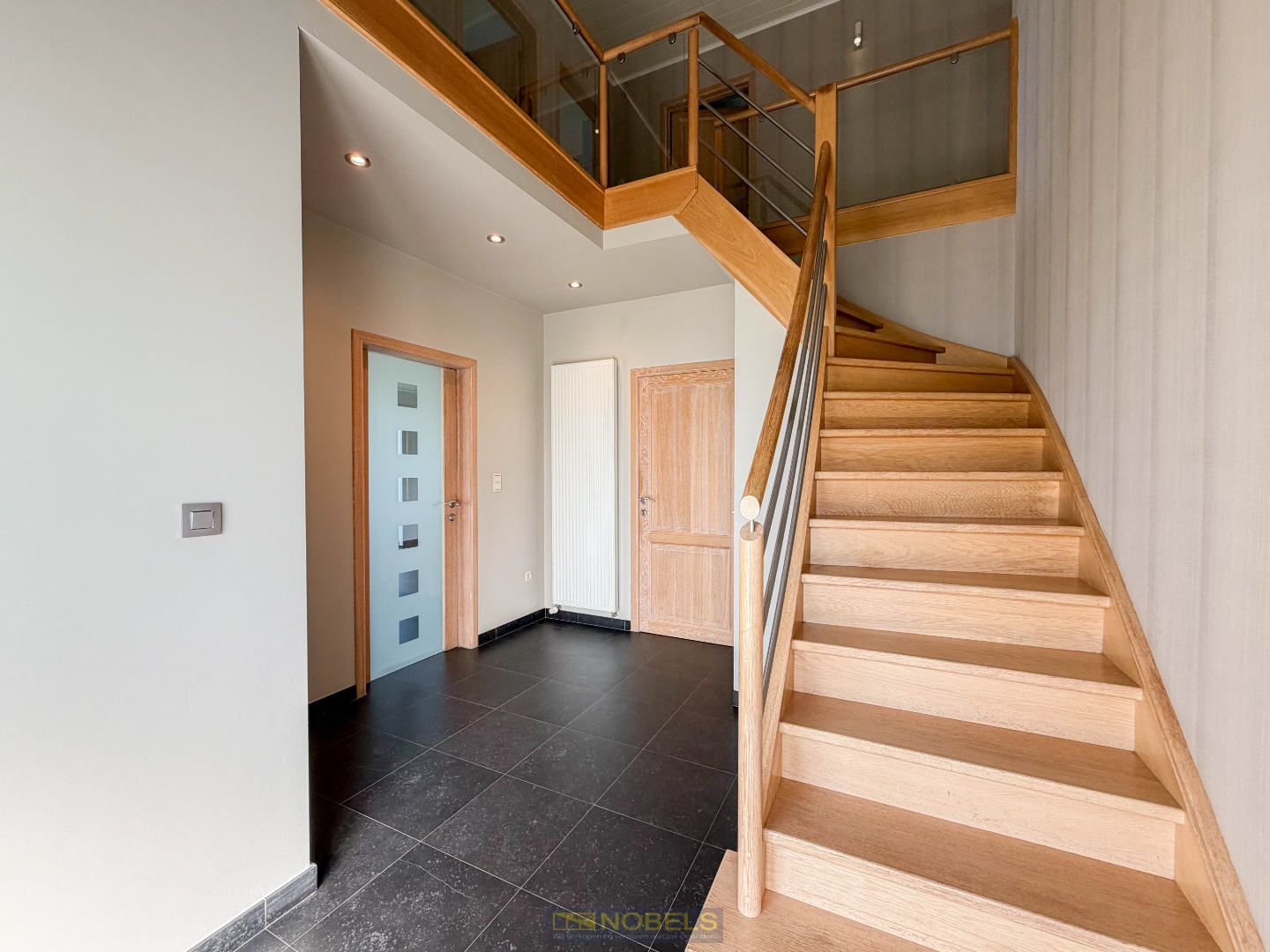 Te koop, Instapklare gezinswoning met loods (380m²) en weiland op rustige ligging te Oosterzele! - foto 4
