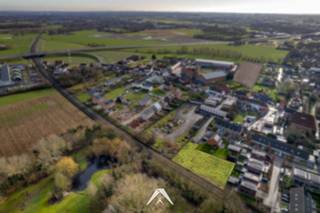 Bouw uw droomvilla in een rustige, residentiële wijkDeze ruime bouwgrond van 1377 m² biedt u een unieke kans om uw woondroom waar te maken in een...