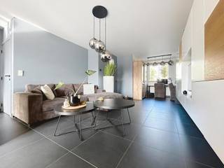 Instapklare woning op een mooie locatie bestaande uit een inkomhal met gastentoilet, gezellige leefruimte, ingericht bureel, volledig...