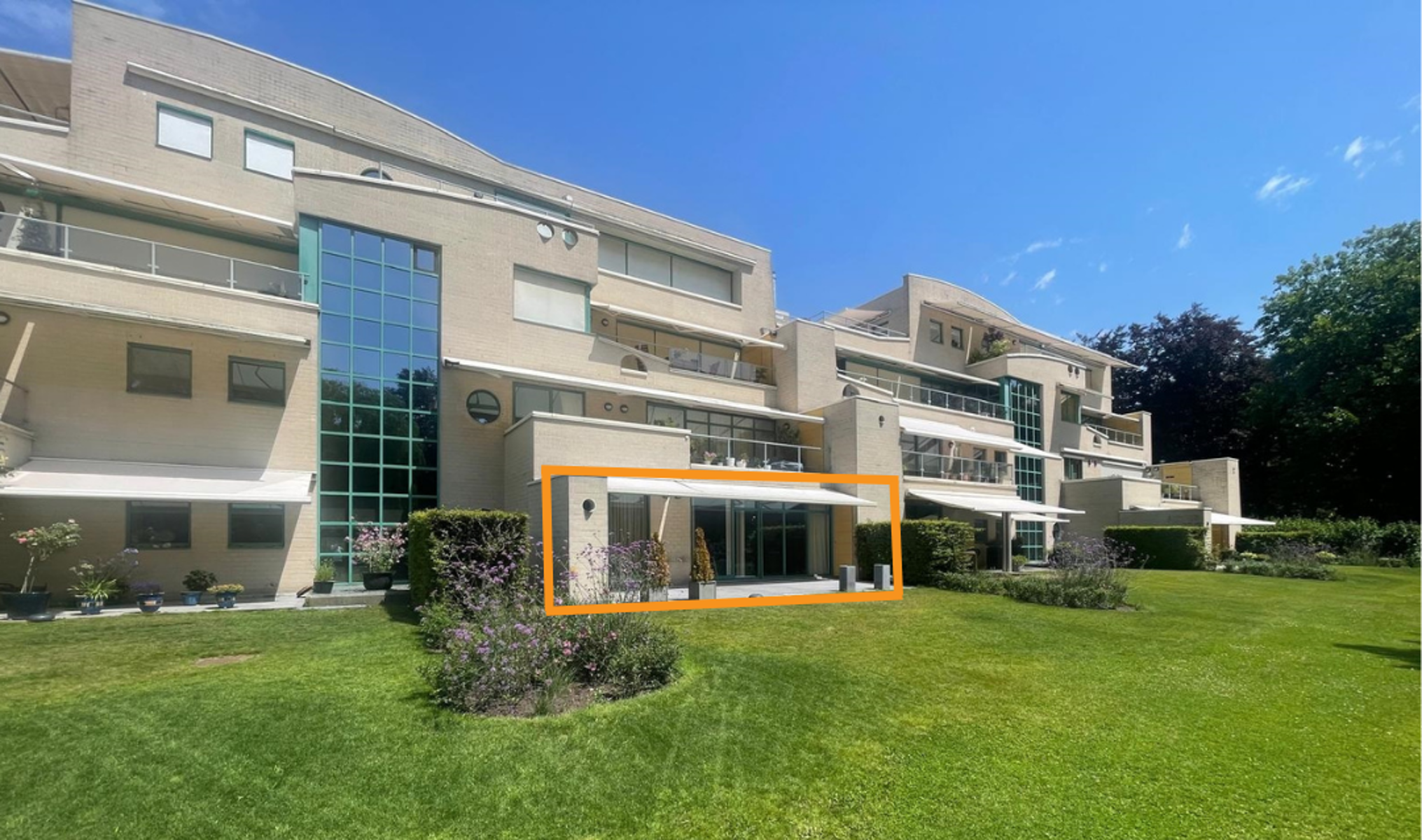 Gelijkvloers appartement in het park Residentie “De Dennen” - foto 2