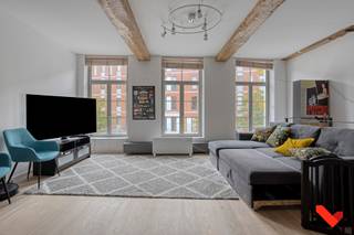 On the peaceful banks of the Dijle, you’ll find a stylishly renovated building that perfectly blends Leuven’s charm with modern living comfort...