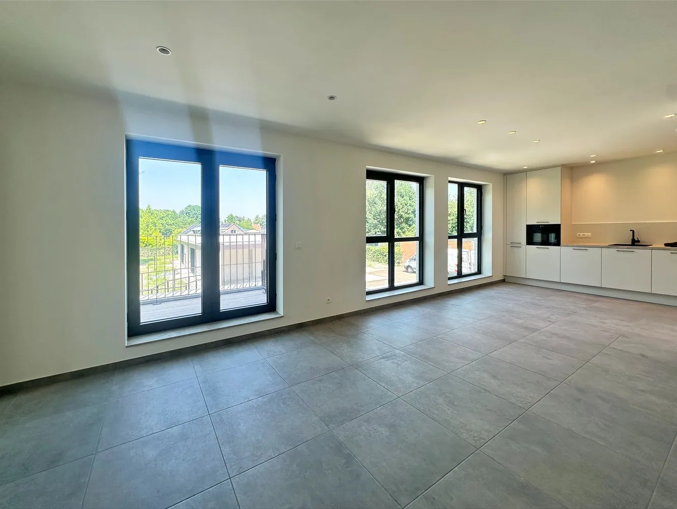 Nieuwbouwappartement met autostaanplaats in groene, bosrijke omgeving te Ranst. - foto 5
