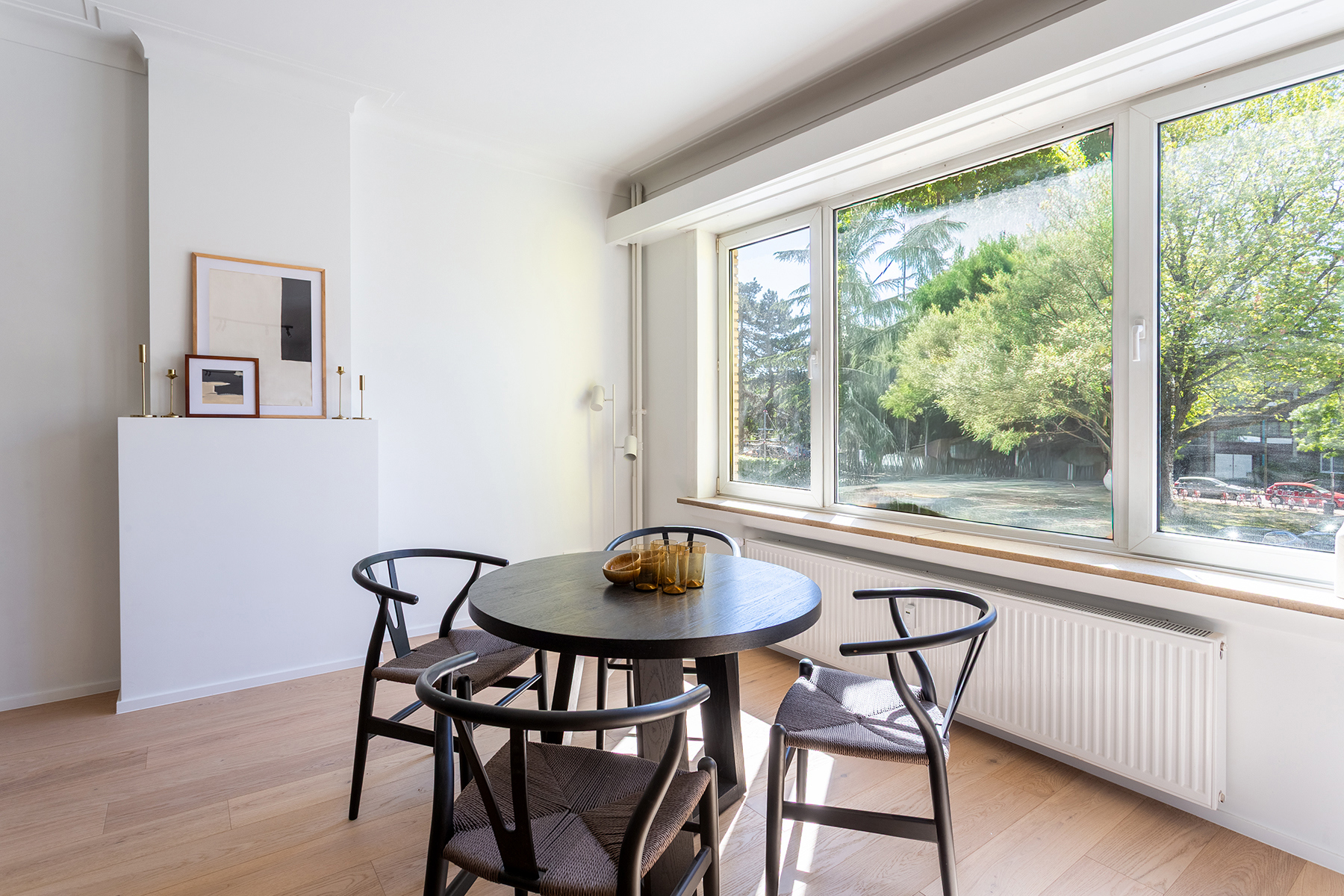 Wilrijk - Nieuw gerenoveerd 2 slaapkamer app. met terras + P - foto 4