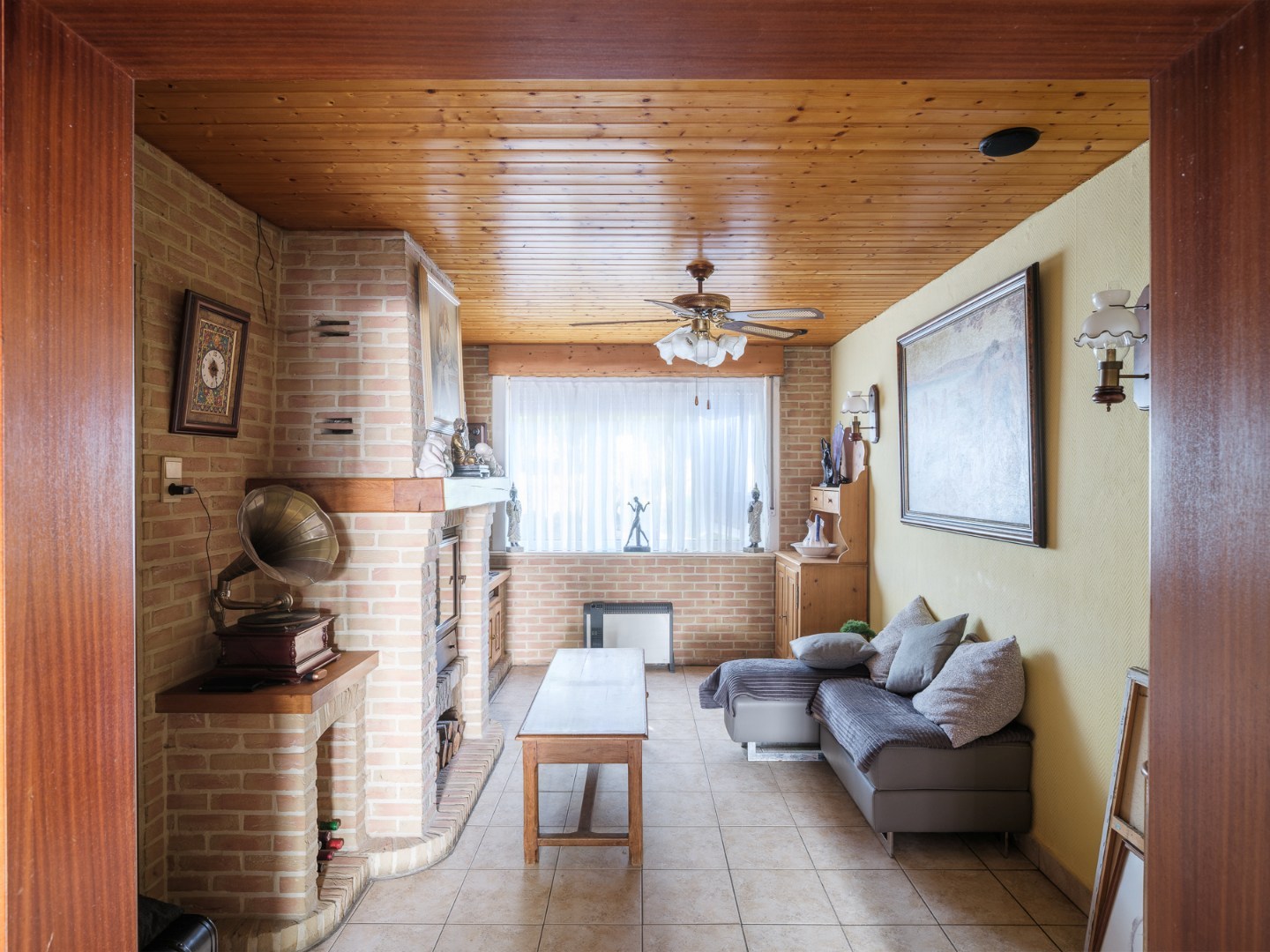 Huis met vier slaapkamers en stadskoer in Ledeberg - foto 4