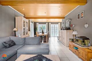 Op een uitstekende locatie, in een doodlopende straat te Heist-op-den-Berg, bevindt zich deze instapklare woning met 3 slaapkamers en tuin. De...