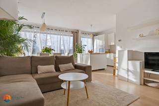 Op een uitstekende locatie nabij het centrum van Edegem bevindt zich dit recent gerenoveerd 3 slaapkamer appartement. U geniet hier van een...