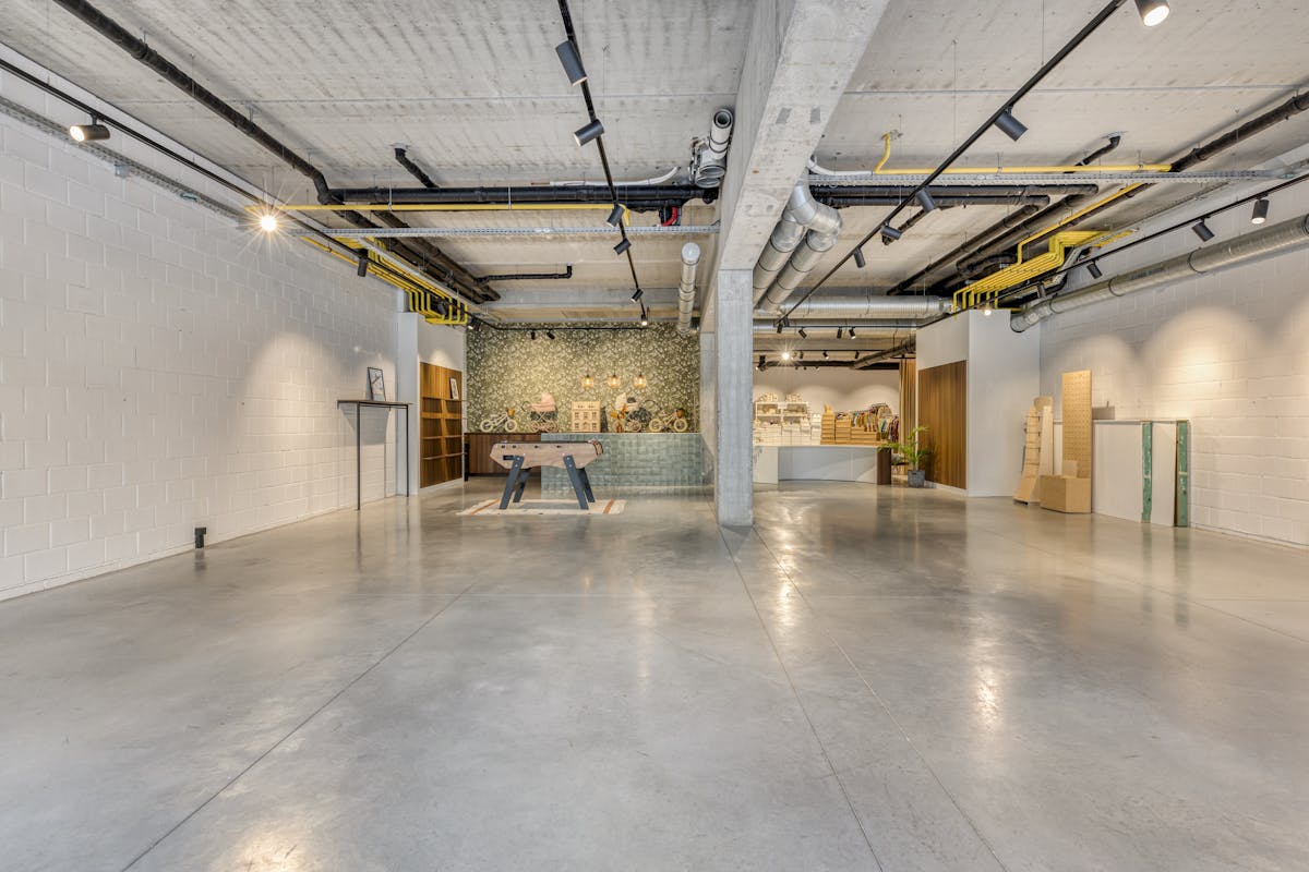 Local commercial prêt à emménager à louer à Roeselare - photo 3