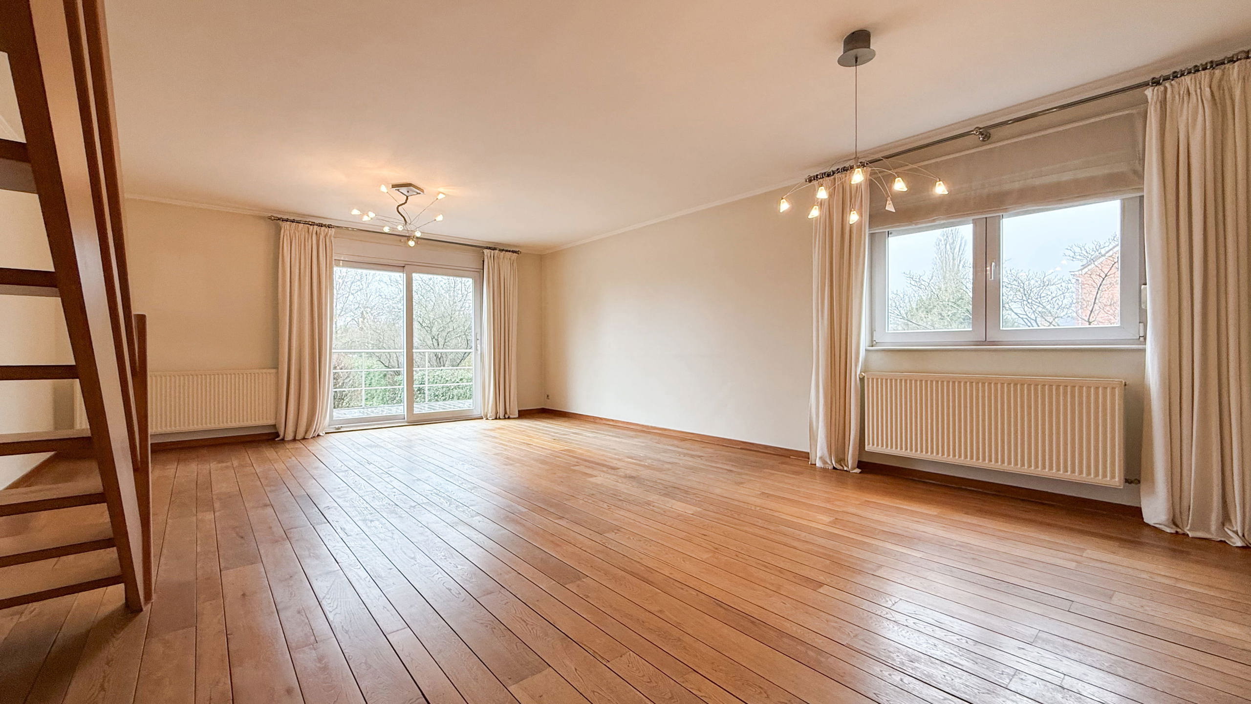 Gezellig duplex appartement met terras en garagebox in HZ! - foto 5