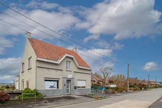 Info & Visit: 0476 67 17 56 - Voor de beschrijving en de wettelijke informatieplicht (art.5.2.6 VCRO en Watertoets, EPC, EPC-nummer,…) verwijzen...